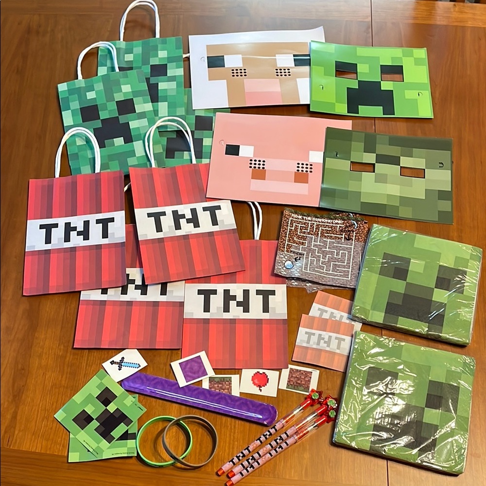 New Minecraft Party Supplies and favors